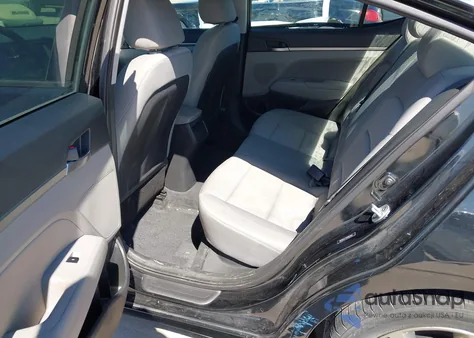 2017 Hyundai Elantra Se из США, поврежденный, VIN 5NPD84LF1HH002968